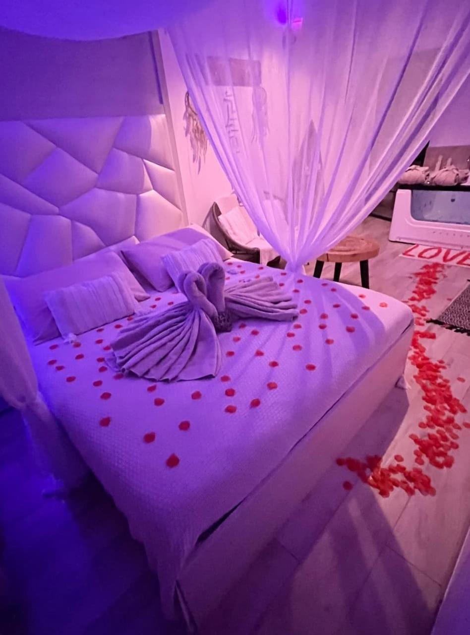 Villa Cocoon - Love Room Cocooning & 50 Nuances Кюж-ле-Пен Екстер'єр фото
